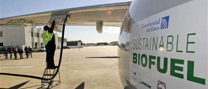 Первый коммерческий авиарейс с использованием биотоплива