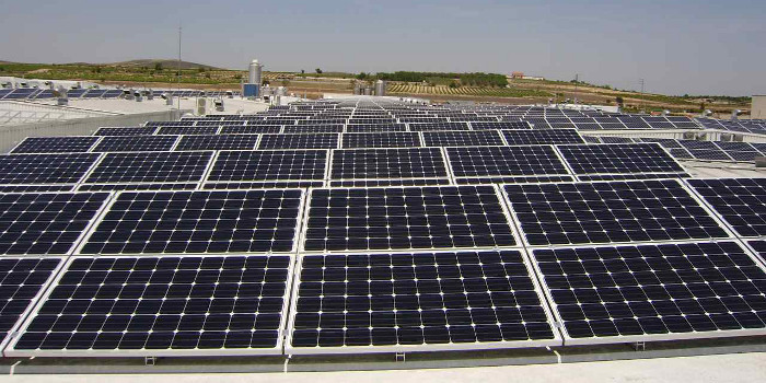 Корейские специалисты построили в Камбодже две солнечные электростанции
