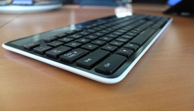 Клавиатура Logitech K750, работающая от солнечной энергии